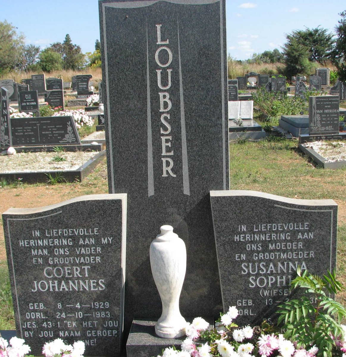 LOUBSER Coert Johannes 1929-1983 &amp; Susanna Sophia WIESE 1931-