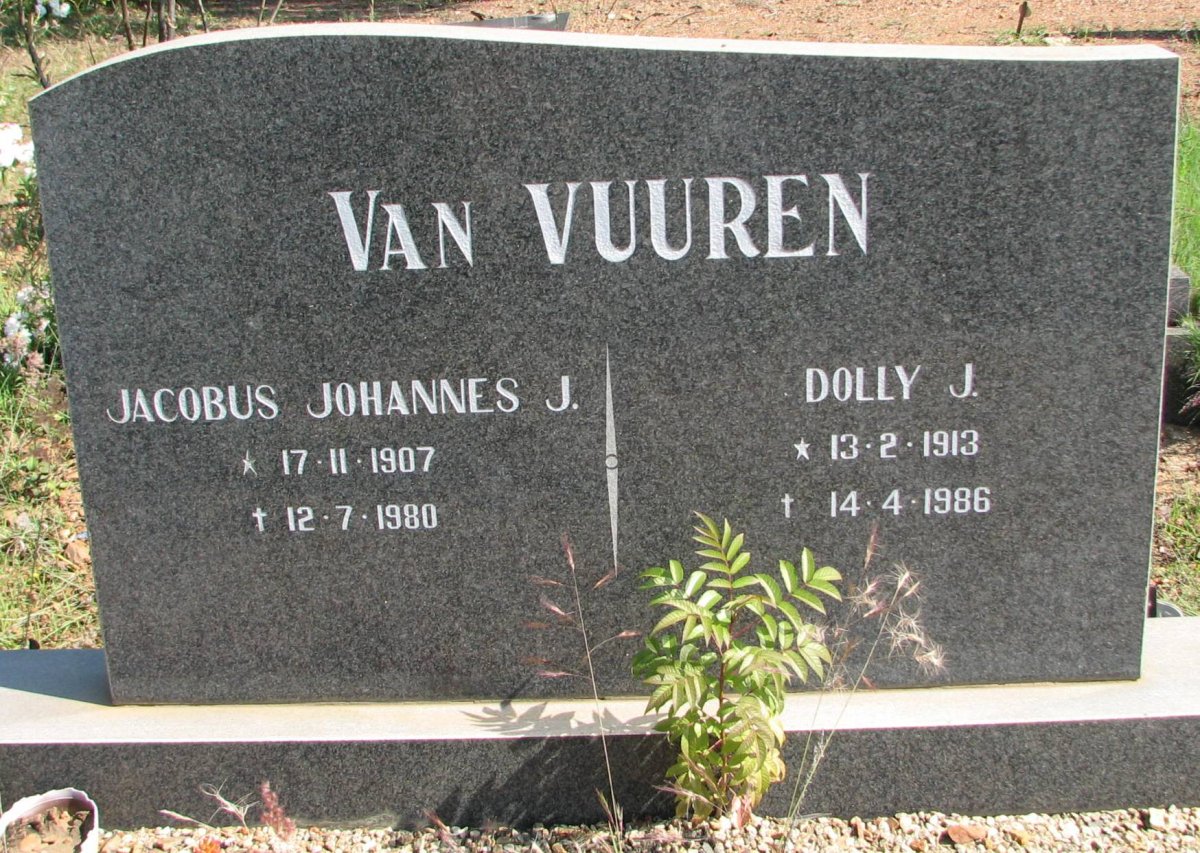 VUUREN Jacobus Johannes J., van 1907-1980 &amp; Dolly J. 1913-1986
