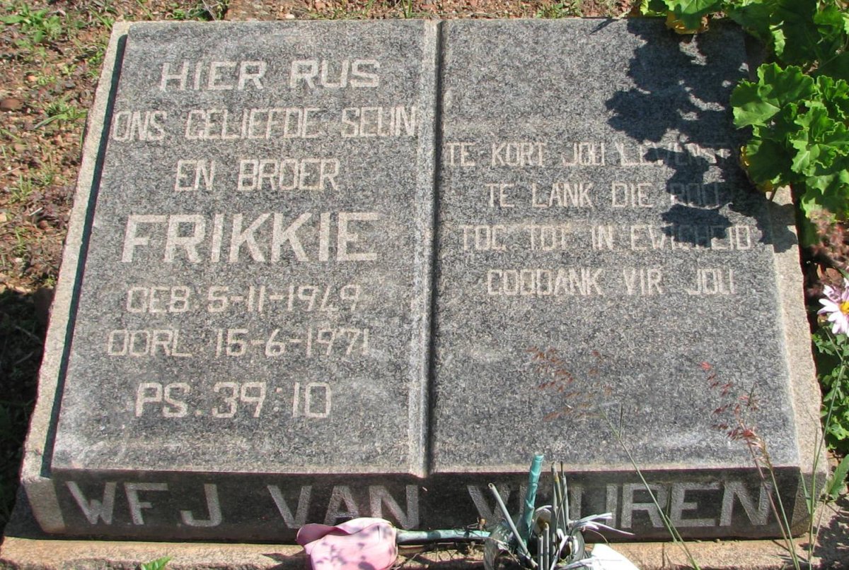 VUUREN W.F.J., van 1949-1971