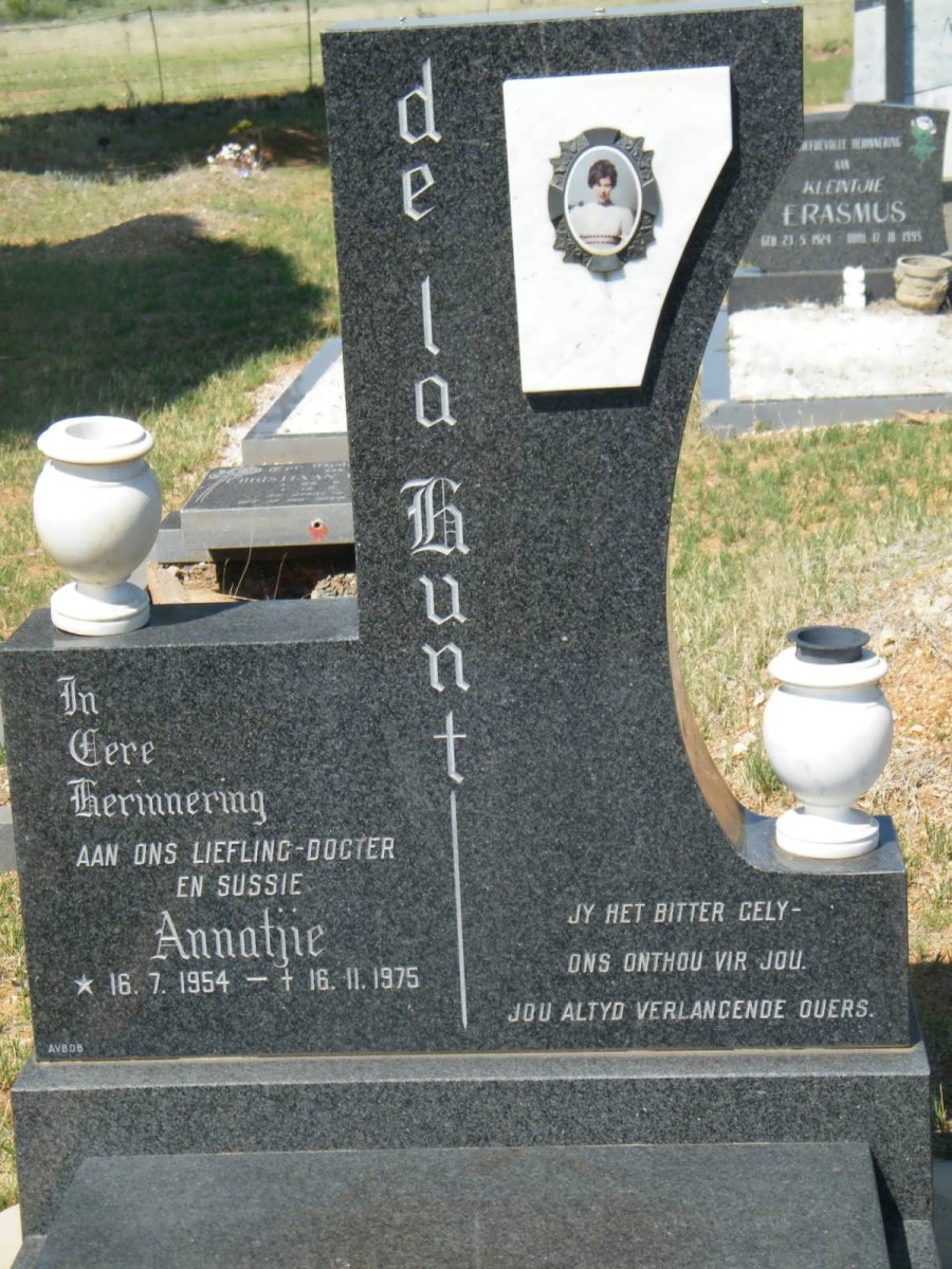 HUNT Annatjie, de la 1954-1975