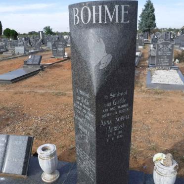 BÖHME Raymond Gustav Friedrich 1957-1988 &amp; Anna Sophia AHRENS 1958-1993
