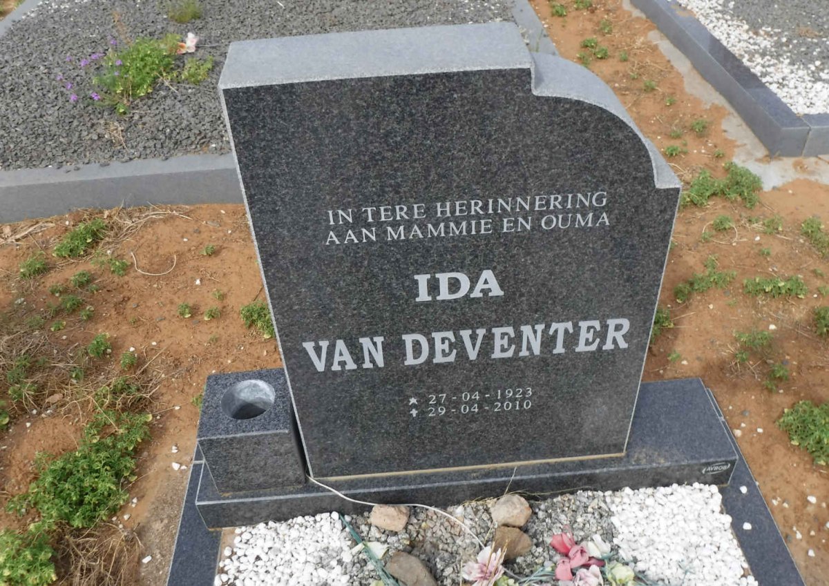DEVENTER Ida, van 1923-2010
