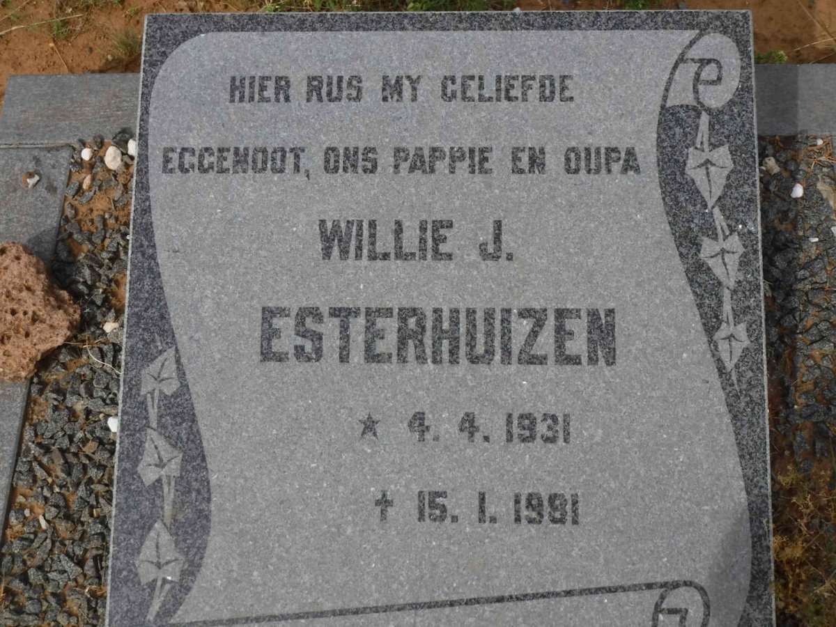 ESTERHUIZEN Willie J. 1931-1981