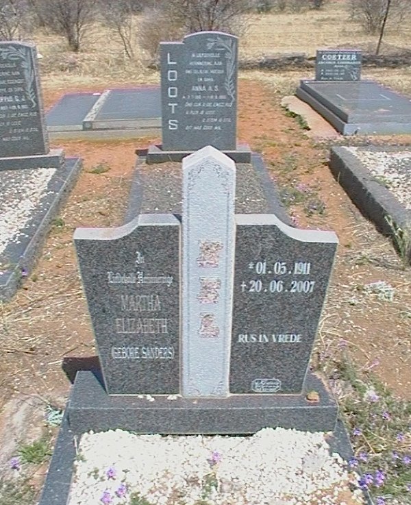 NEL Martha Elizabeth nee SANDERS 1911-2007