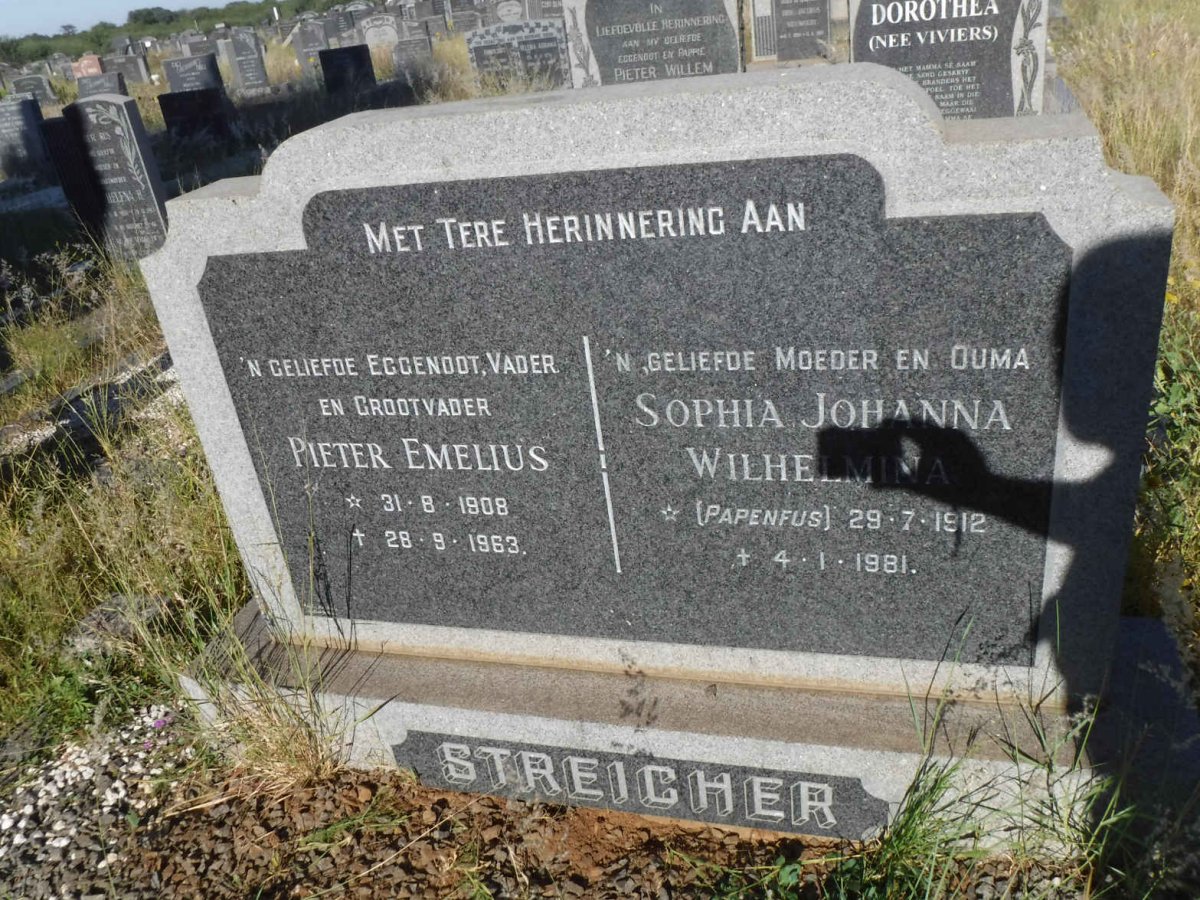 STREICHER Pieter Emelius 1908-1963 &amp; Sophia Johanna Wilhelmina PAPENFUS 1912-1981