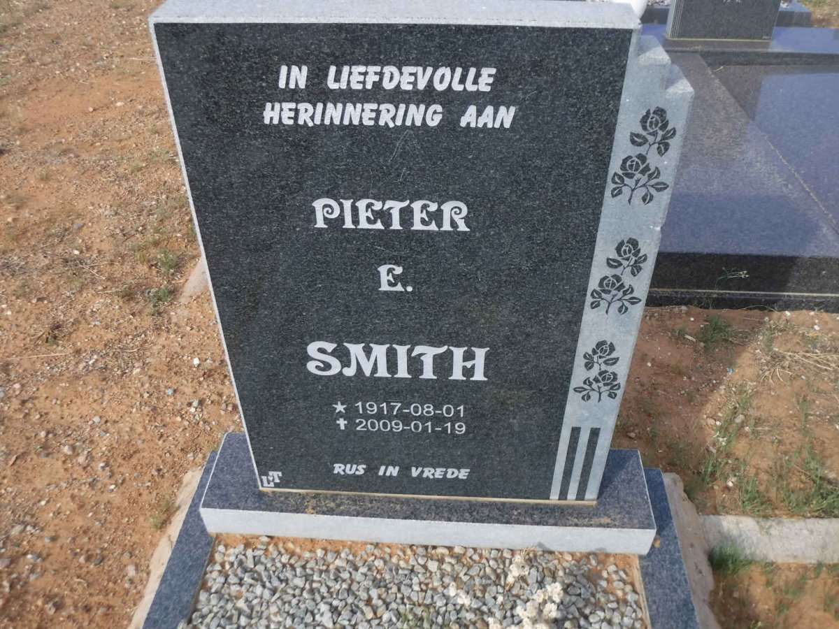SMITH Pieter E. 1917-2009