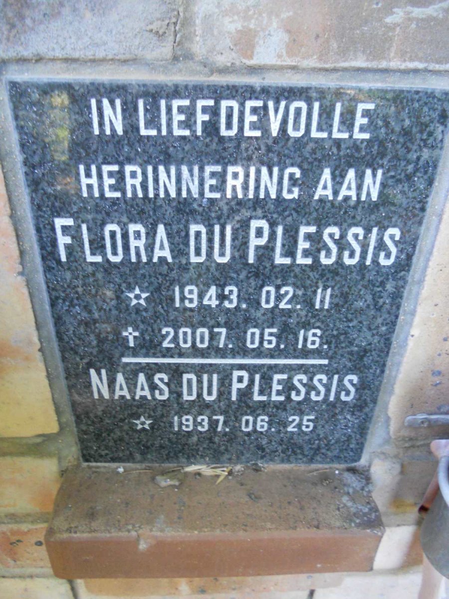 PLESSIS Naas, du 1937- &amp; Flora 1943-2007