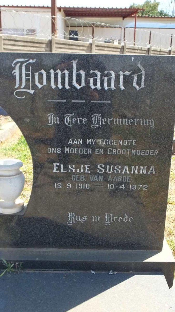 LOMBAARD Elsje Susanna nee VAN AARDE 1910-1972