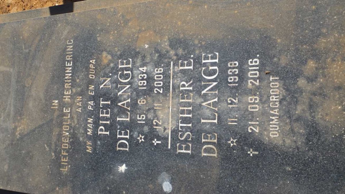 LANGE Piet N., de 1934-2006 &amp; Esther E. 1938-2016