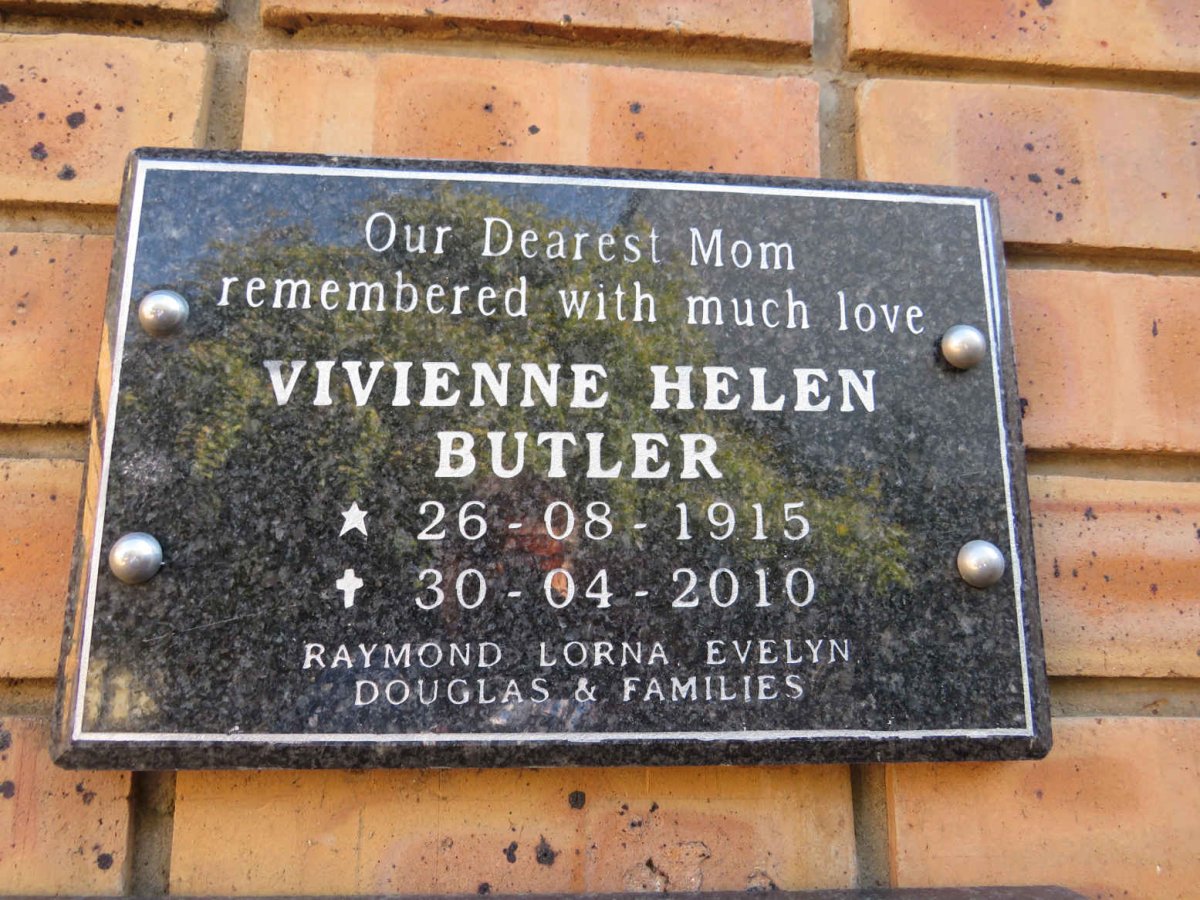 BUTLER Vivienne Helen 1915-2010