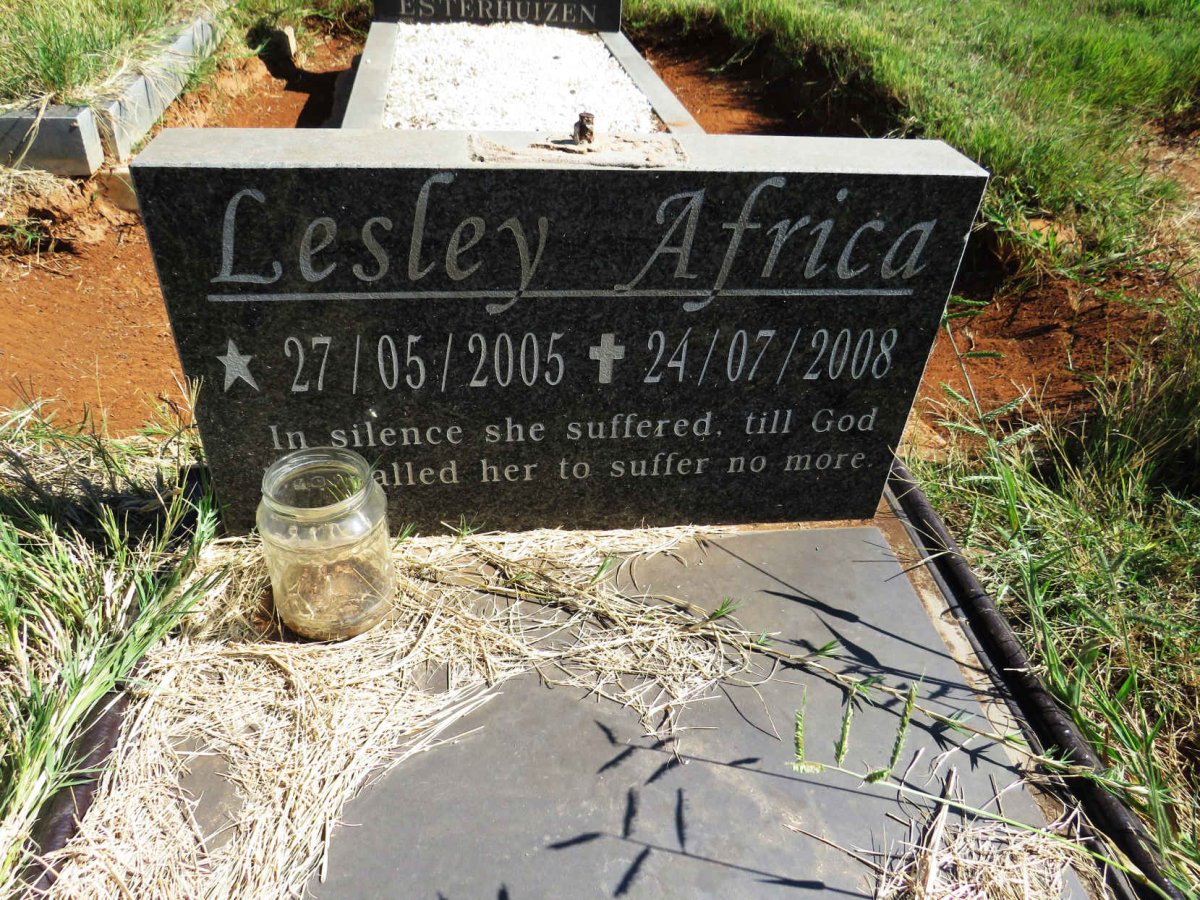 AFRICA Lesley 2005-2008