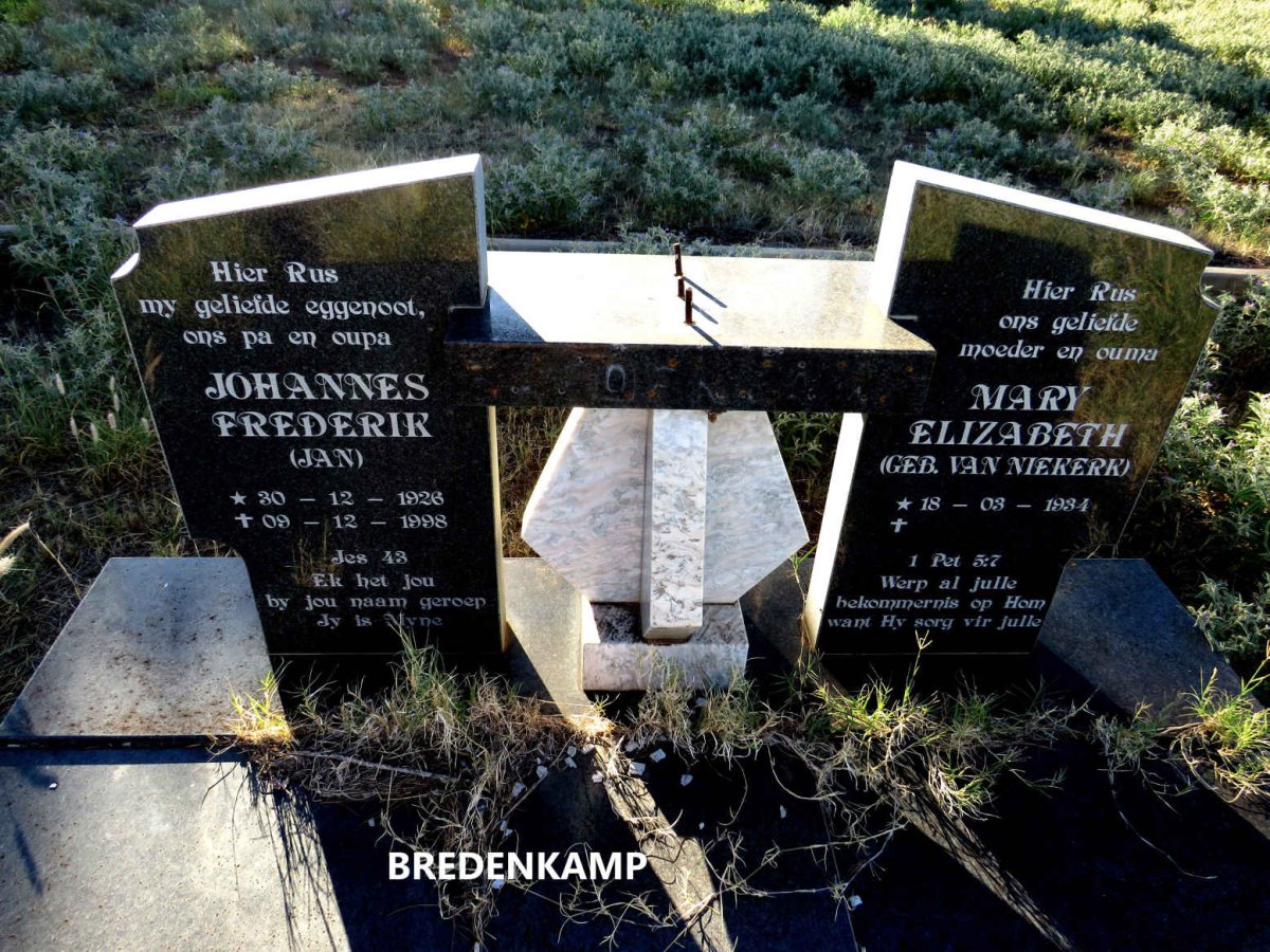 BREDENKAMP Johannes Frederik 1926-1998 & Mary Elizabeth VAN NIEKERK 1934-