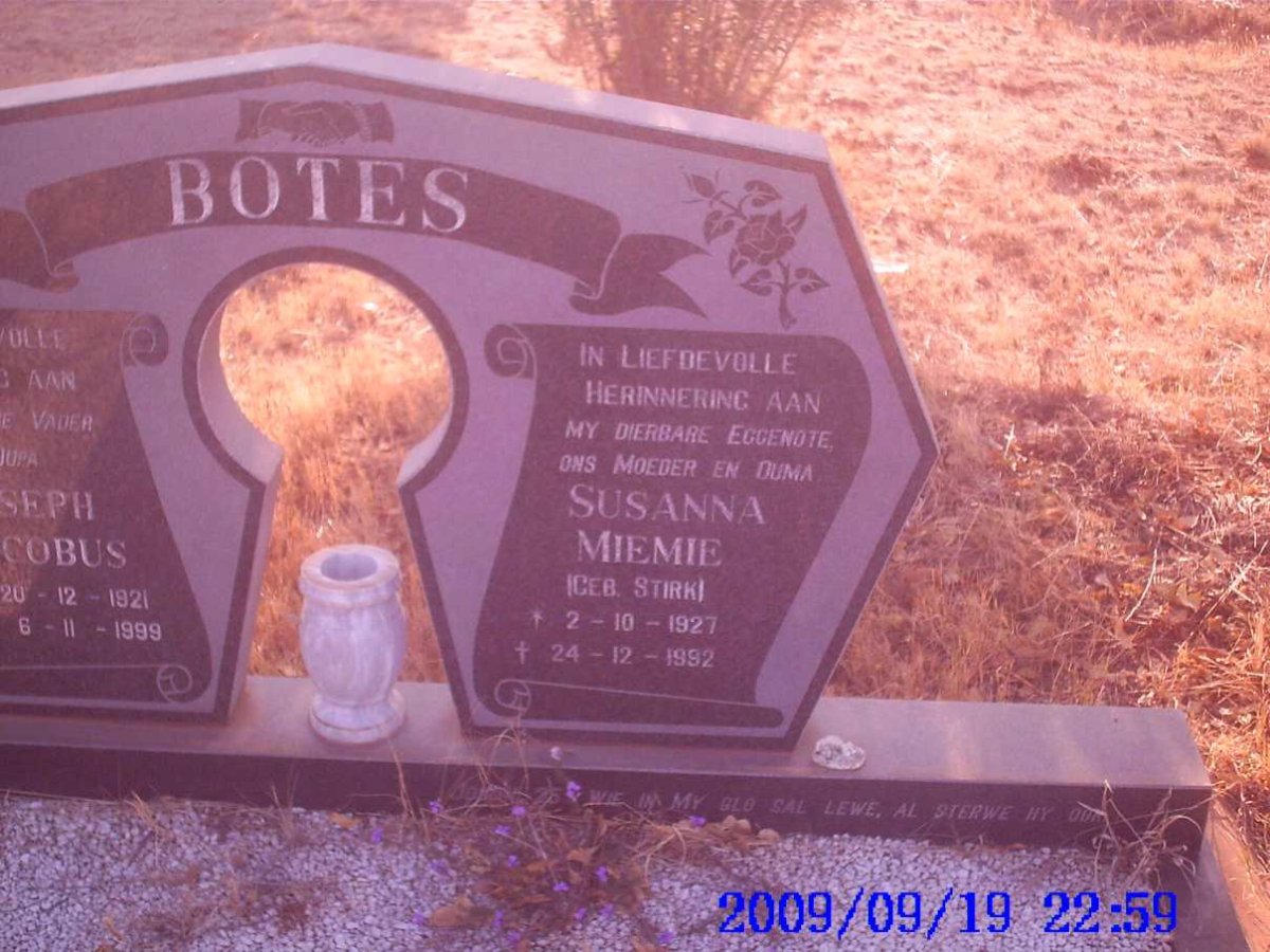 BOTES Joseph Jacobus 1921-1999 &amp; Susanna Miemie STIRK 1927-1992