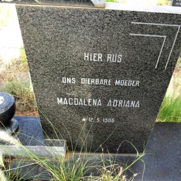 COLLER Johannes Hendrik, van 1895-1972 & Magdalena Adriana 1906-_3