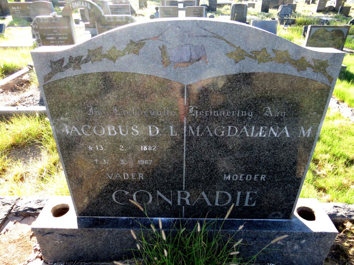 CONRADIE Jacobus D.L. 1882-1967 & Magdalena M. 