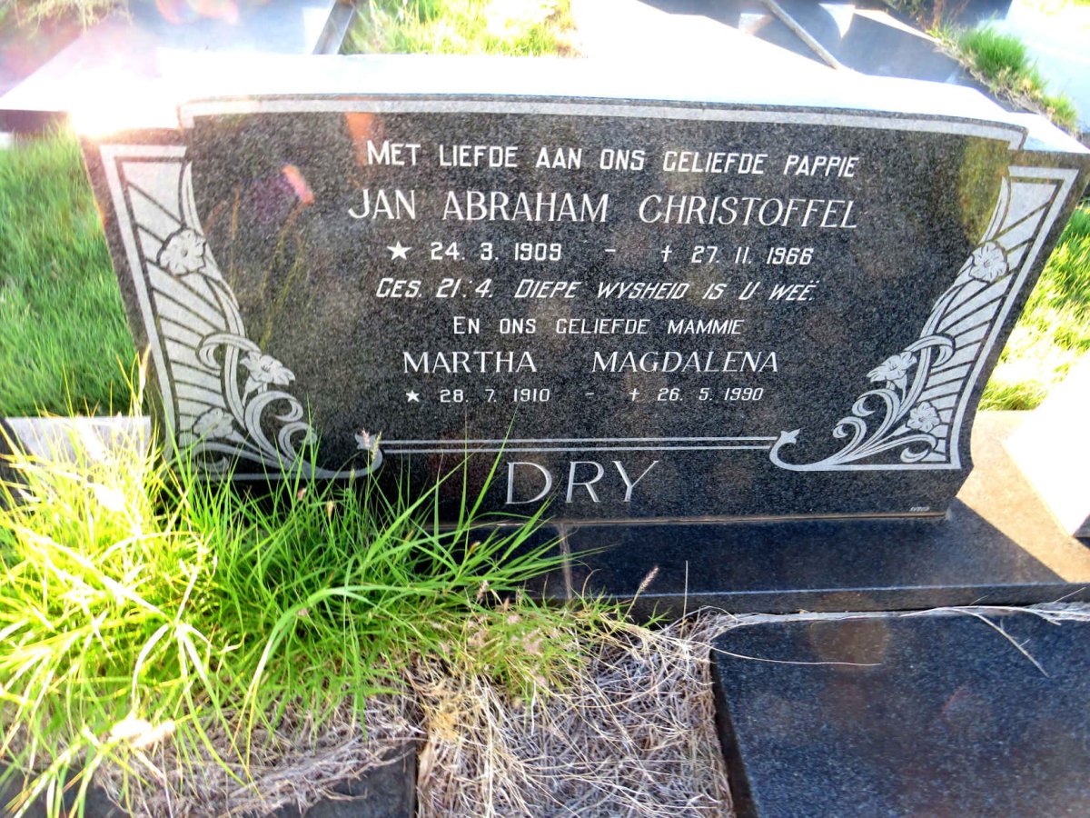 DRY Jan Abraham Christoffel 1909-1966 & Martha Magdalena 1910-1990