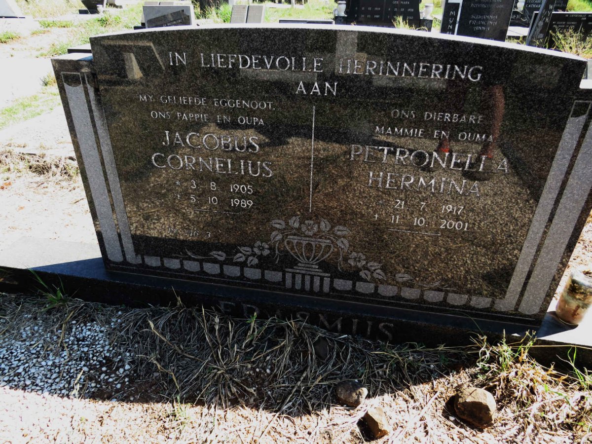 ERASMUS Jacobus Cornelius 1905-1989 & Petronella Hermina 1917-2001