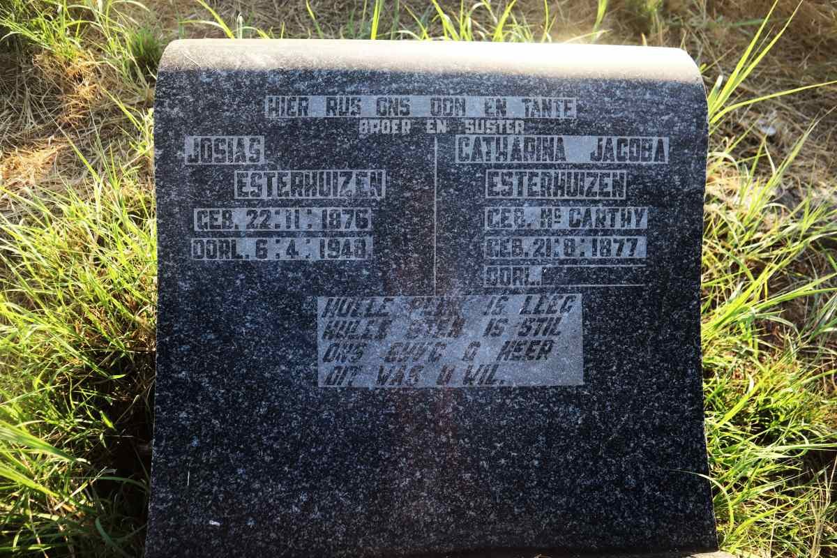 ESTERHUIZEN Josias 1876-1948 & Catharina Jacoba MCCARTHY 1877- 