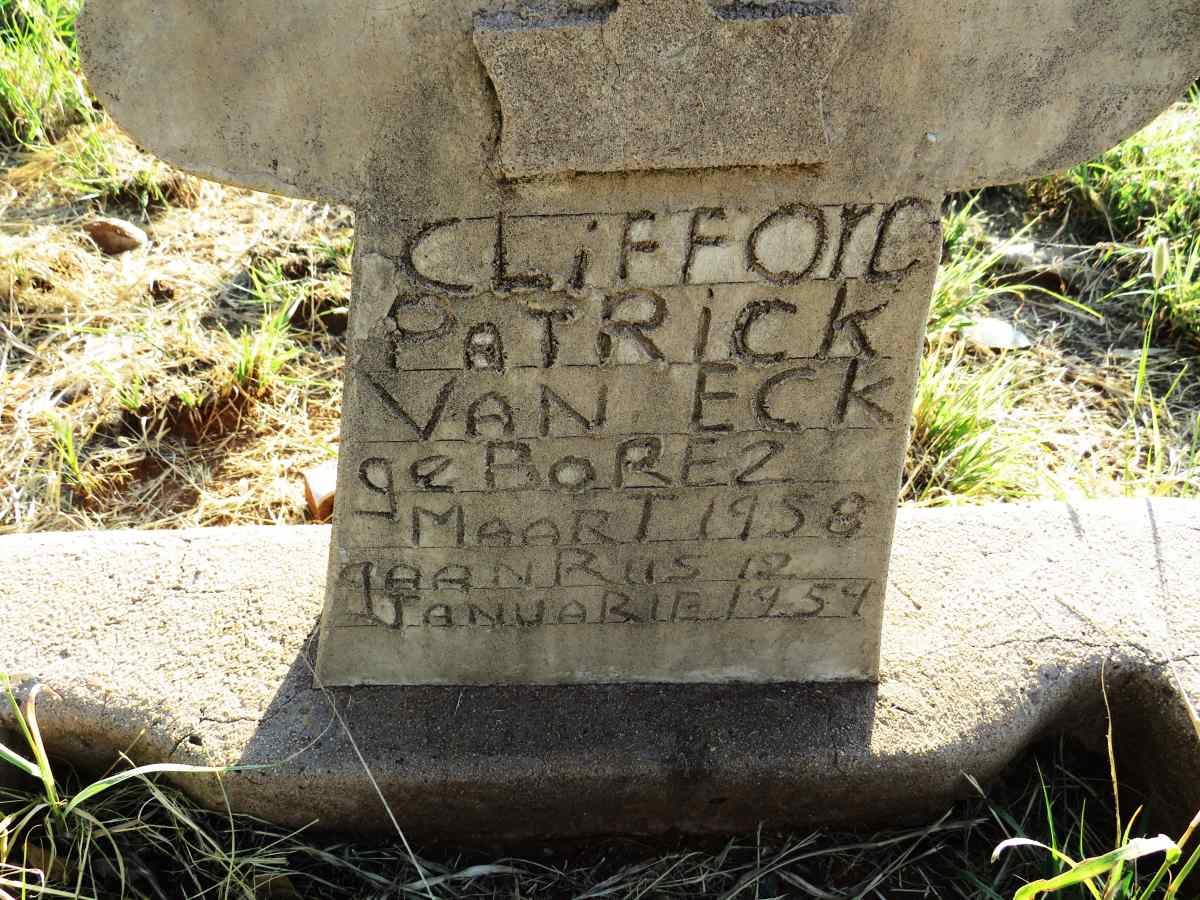 ECK Clifford Patrick, van 1958-1959