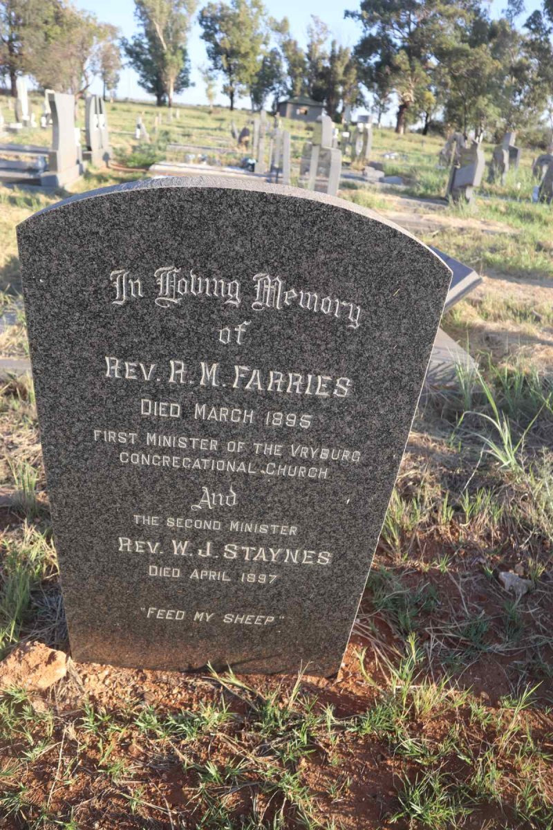 FARRIES R.M. -1895 :: STAYNES W.J. -1897