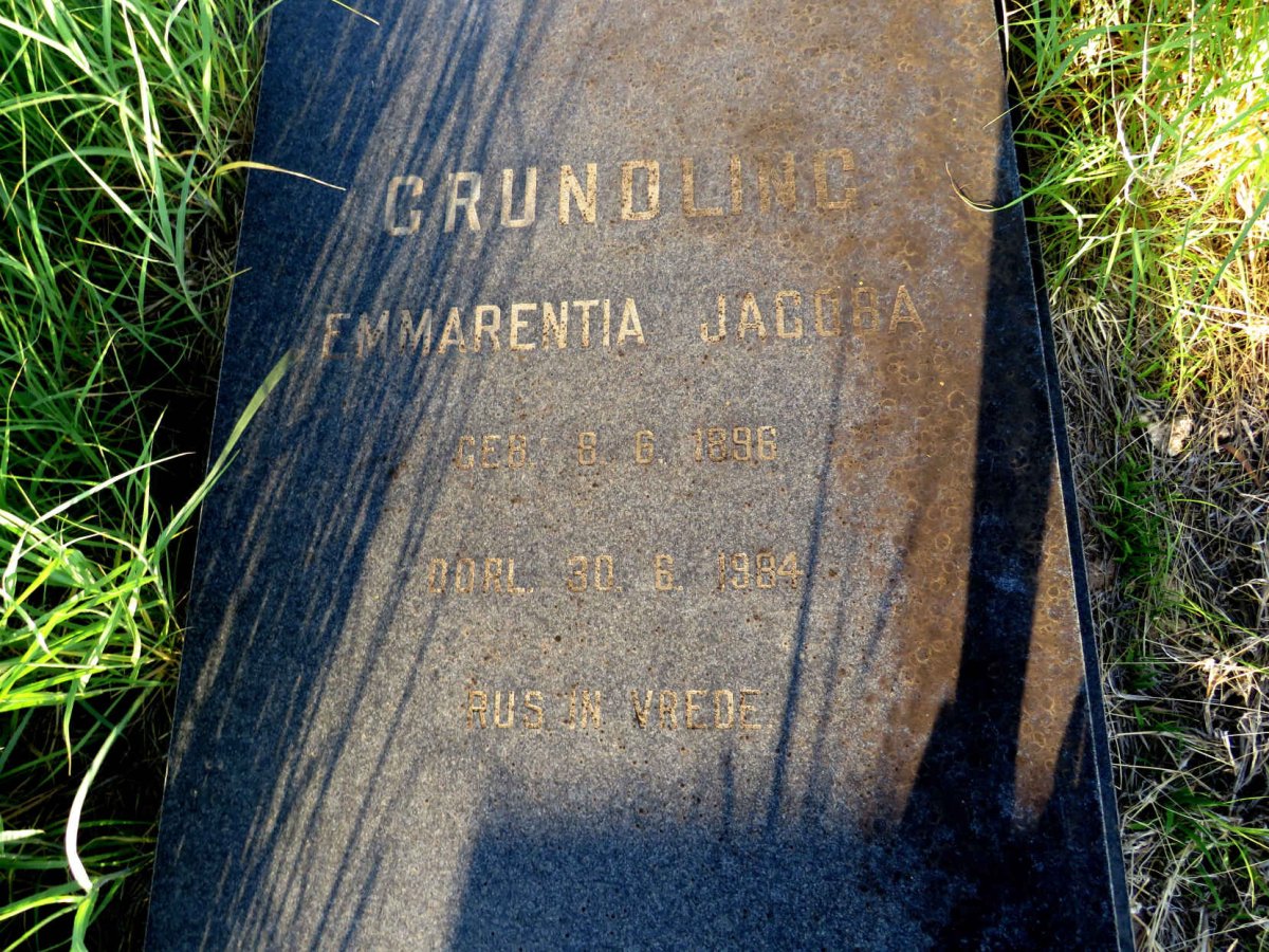 GRUNDLING Cornelus Jacobus 1894-1978 & Emmarentia Jacoba 1896-1984_2
