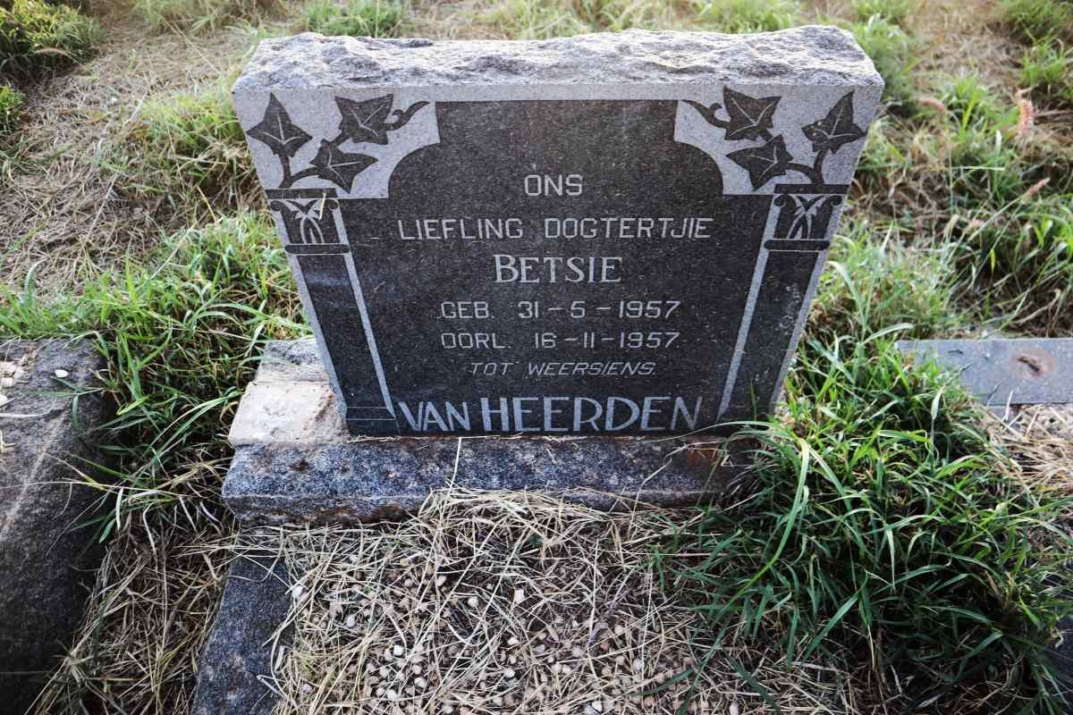 HEERDEN Betsie, van 1957-1957