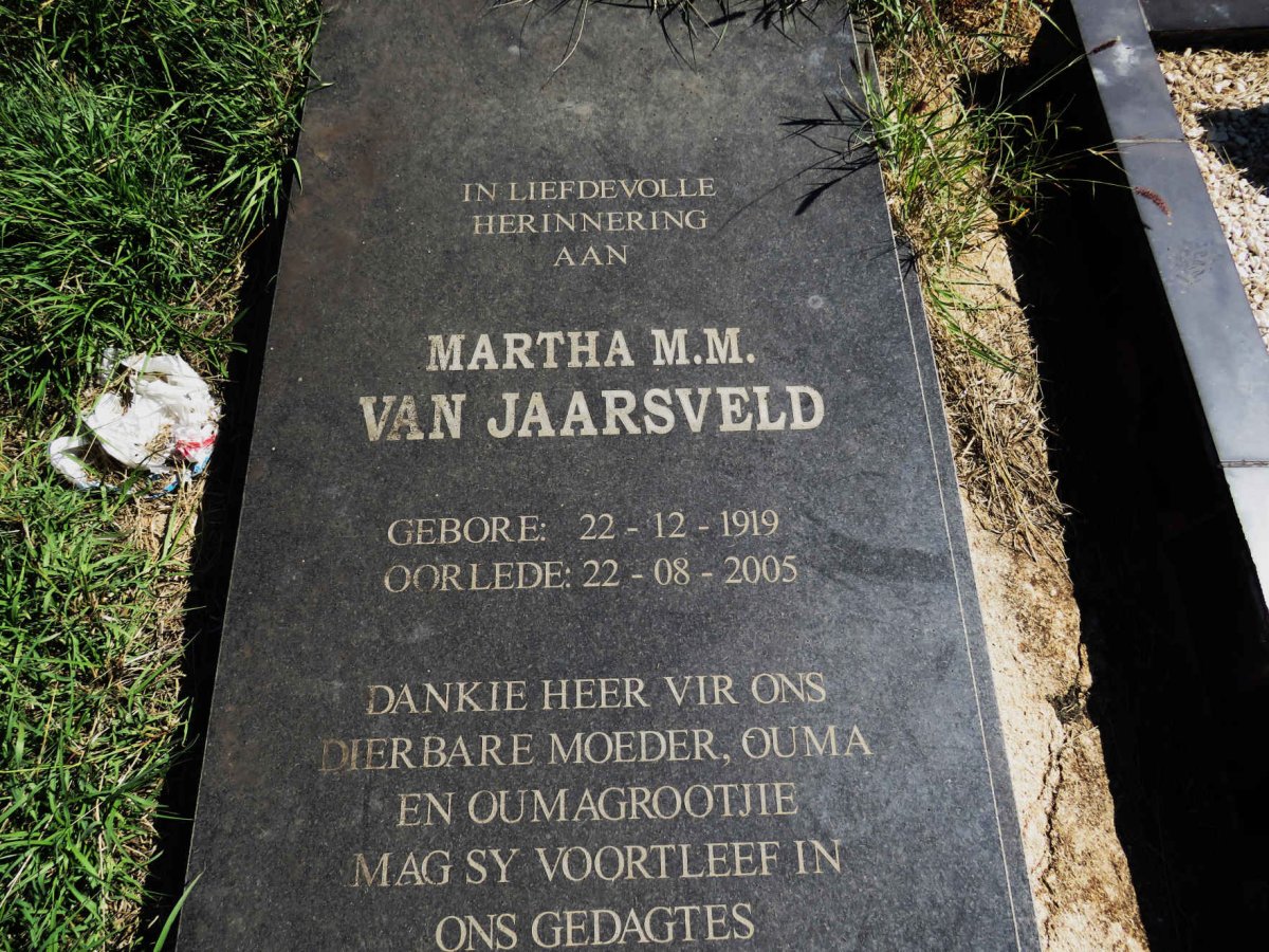 JAARSVELD Martha M.M., van 1919-2005