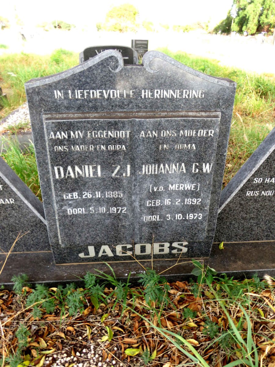 JACOBS Daniel Z.J. 1885-1972 & Johanna G.W. v.d. MERWE 1892-1973