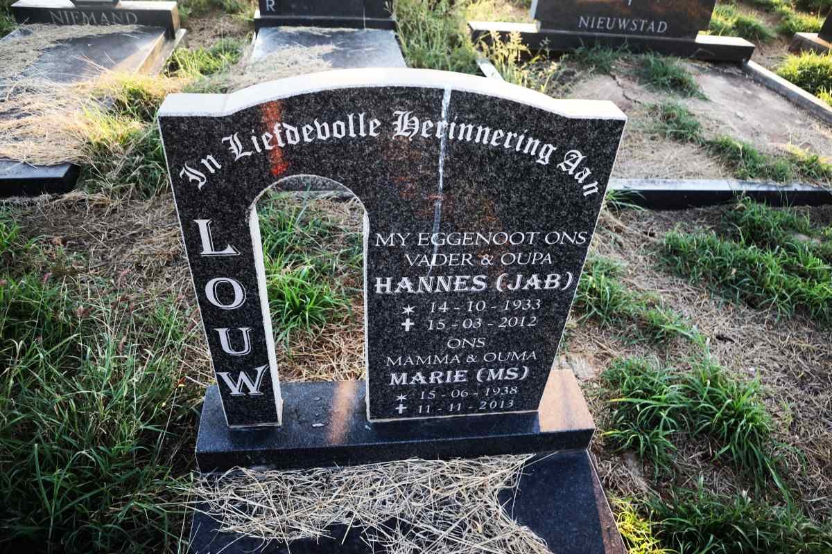 LOUW Hannes 1933-2012 & Marie 1938-2013