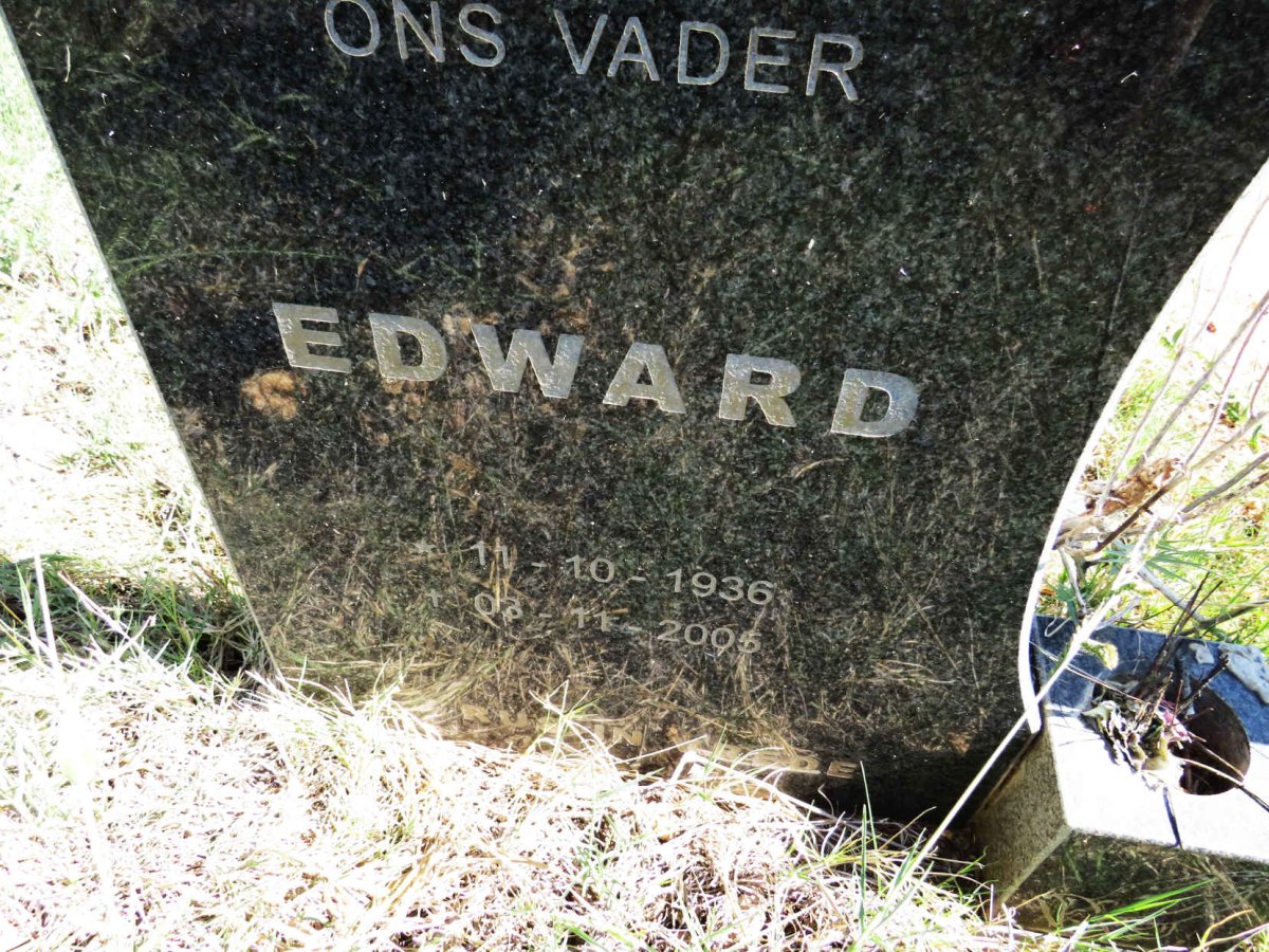 MCCARTHY Edward 1936-2005 & Gladys 1936-_2