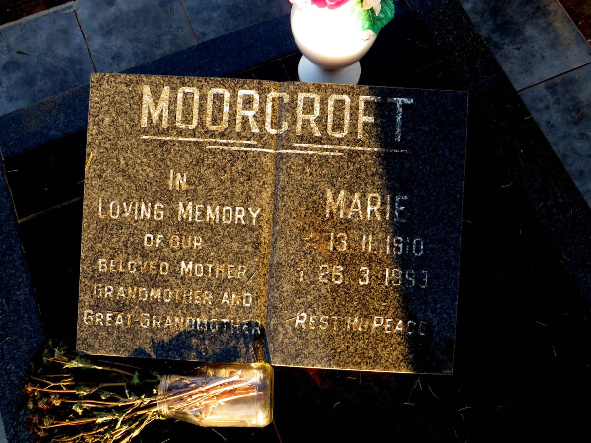 MOORCROFT Marie 1910-1993
