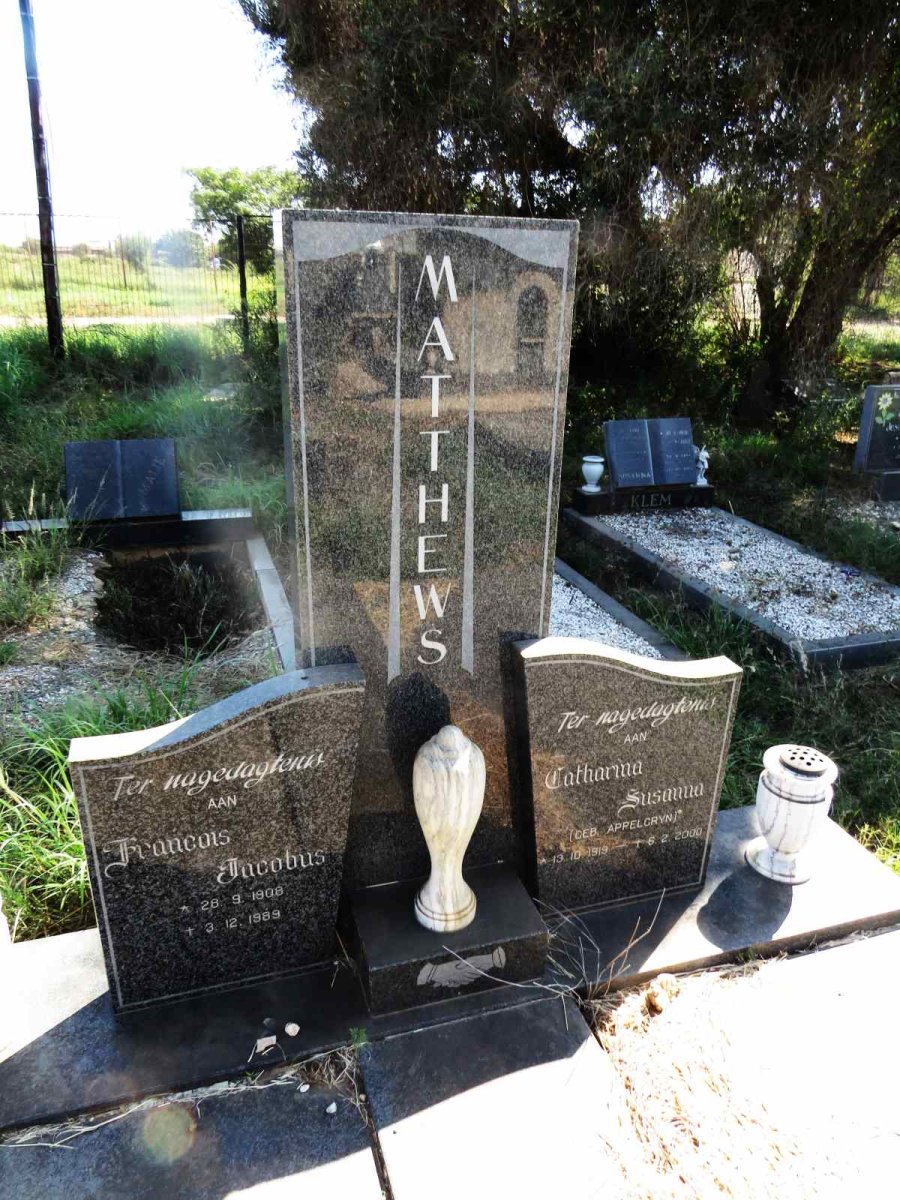 MATTHEWS Francois Jacobus 1908-1989 & Catharina Susanna APPELGRYN 1919-2000_1
