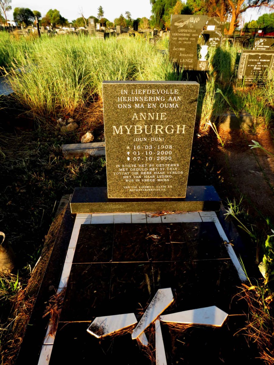 MYBURGH Annie 1908-2000