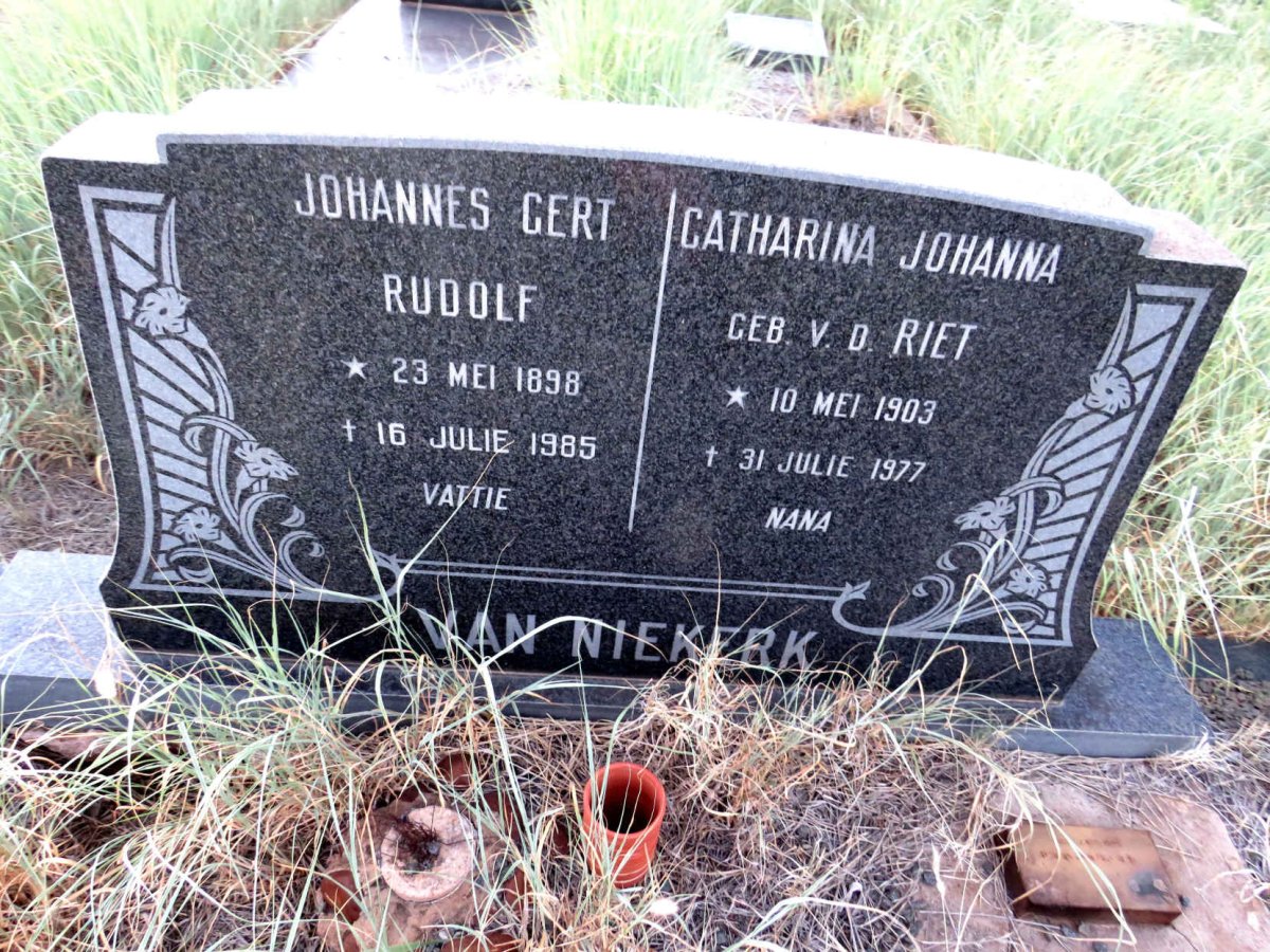 NIEKERK Johannes Gert Rudolf 1898-1985 & Catharina Johanna v.d. RIET 1903-1977