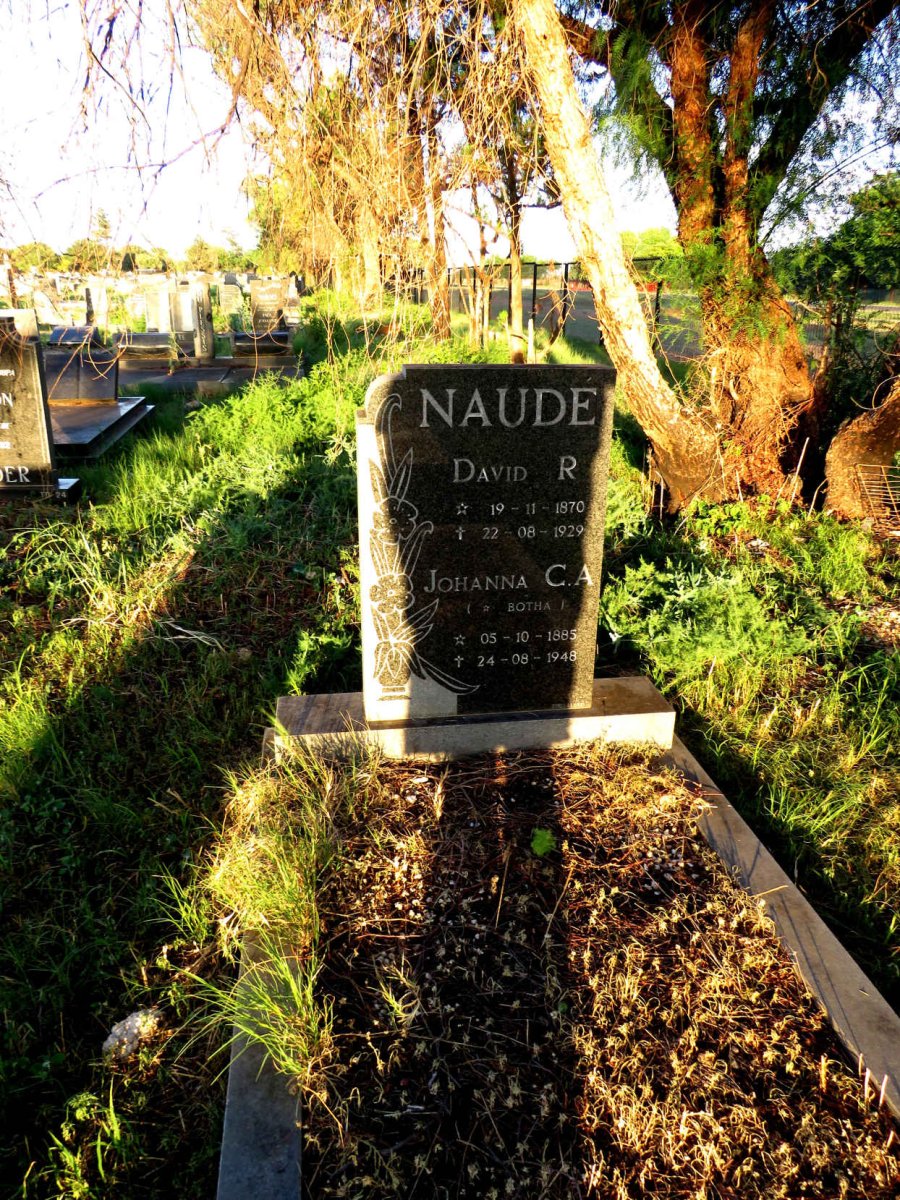 NAUDE David R. 1870-1929 & Johanna C.A. BOTHA 1885-1948
