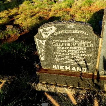 NIEMAND Petrus Marthinus 1866-1954 & Martha Catharina nee BRINK 1876-1957_1