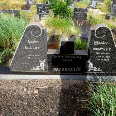 NIEUWOUDT Gideon G. 1915-1971 & Dorothy E. JORDAAN 1922-1973