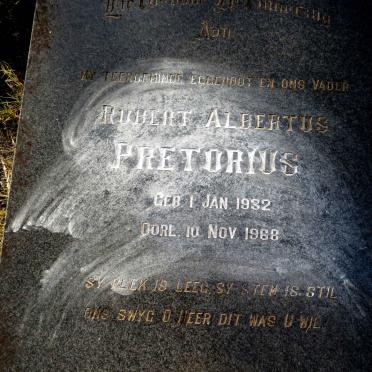 PRETORIUS Robert Albertus 1932-1968 & L.M.C.S. voorheen DU PLESSIS nee COMBRINCK 1937-2002_2