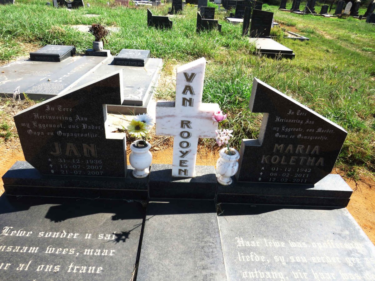 ROOYEN Jan, van 1936-2007 & Maria Koletha 1942-2011