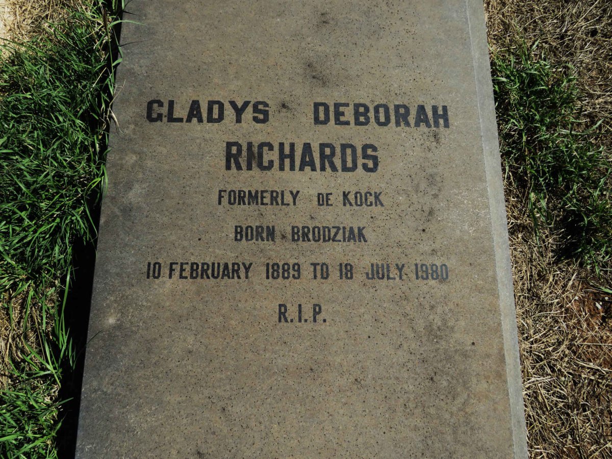 RICHARDS Gladys Deborah formerly DE KOCK nee BRODZIAK 1889-1980