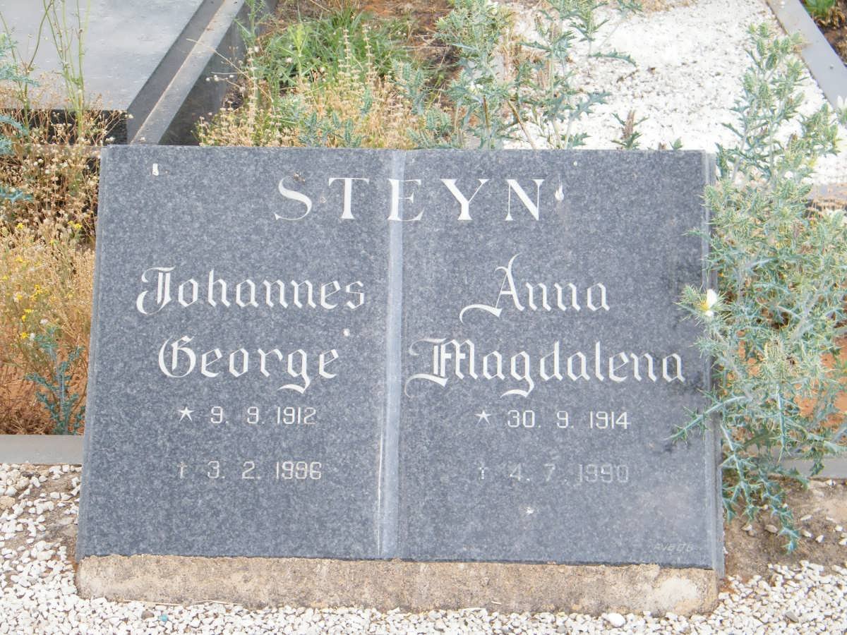 STEYN Johannes George 1912-1996 &amp; Anna Magdalena 1914-1990