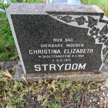 STRYDOM Johannes Hendrik 1898-1963 & Christina Elizabeth HOLTZHAUZEN 1901-1971_2