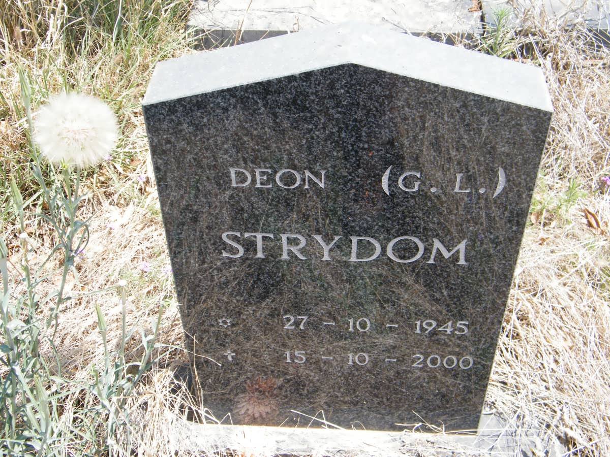 STRYDOM G.L. 1945-2000