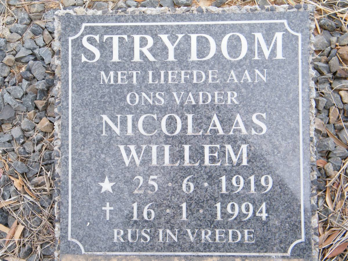 STRYDOM Nicolaas Willem 1919-1994