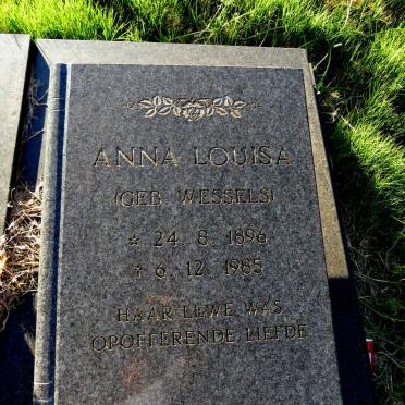 THEUNISSEN Jacobus Marthinus 1895-1986 & Anna Louisa WESSELS 1896-1985_3