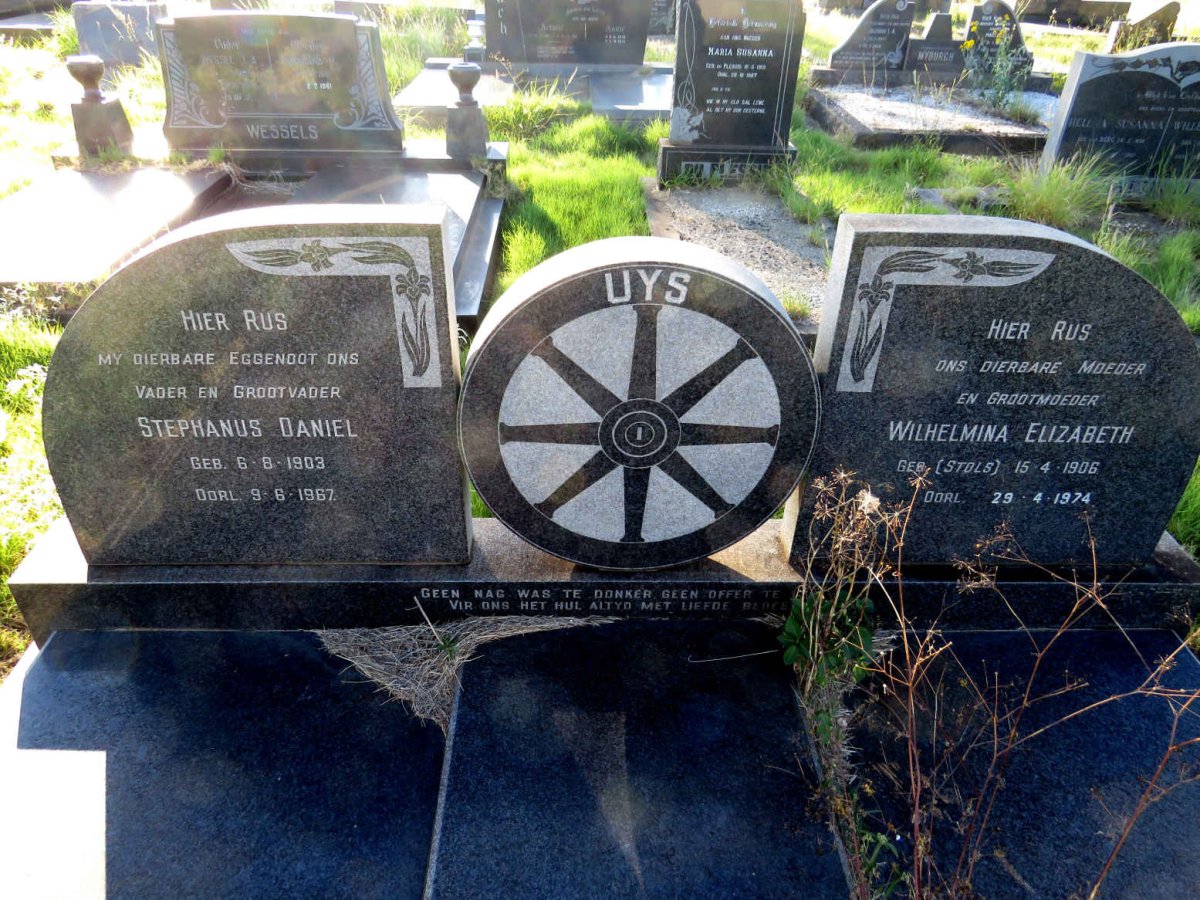 UYS Stephanus Daniel 1903-1967 & Wilhelmina Elizabeth STOLS 1906-1974