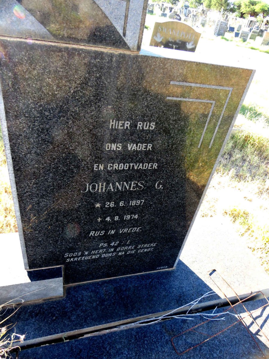 VISAGIE Johannes G. 1897-1974 & Engela P. DE BEER 1897-1969_2