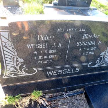 WESSELS Wessel J.A. 1899-1967 & Susanna H. 1918-1981