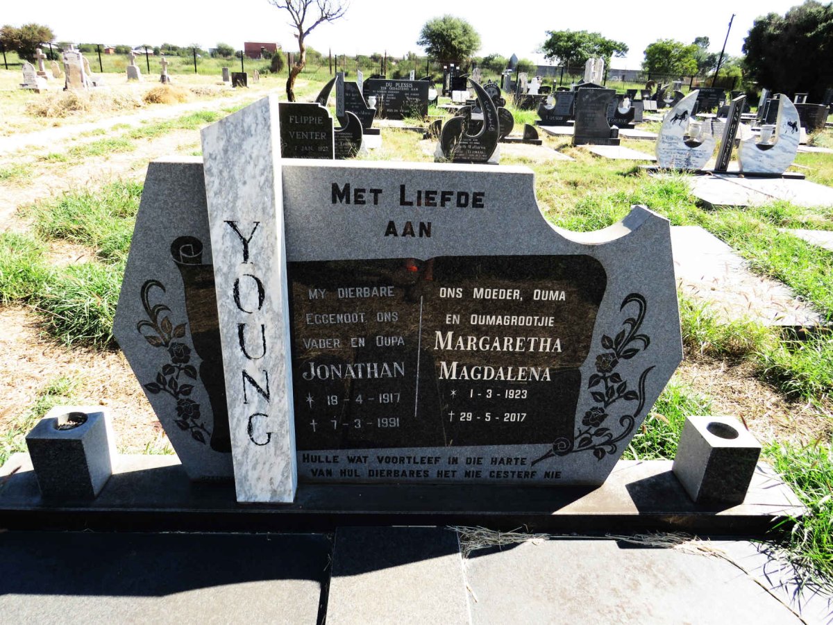 YOUNG Jonathan 1917-1991 & Margaretha Magdalena 1923-2017