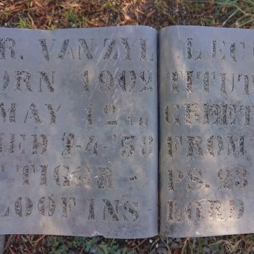 LECHUTI Van Zyl 1902-1958